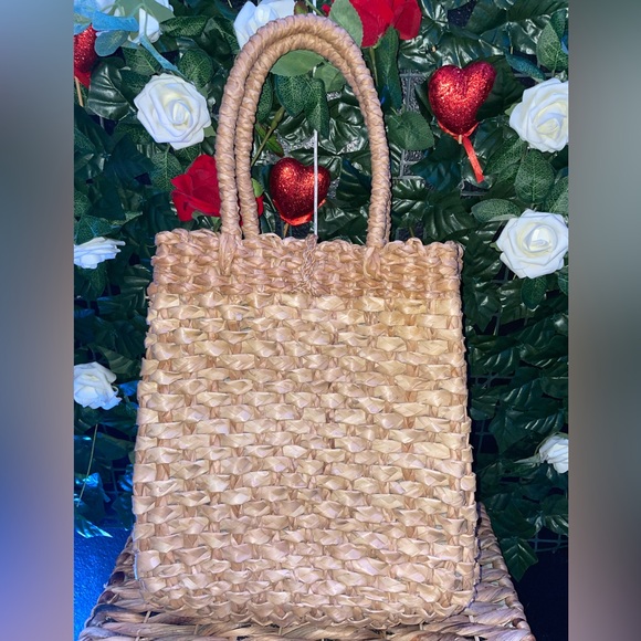 Woven Straw Tote Bag bundle - Picture 4 of 8